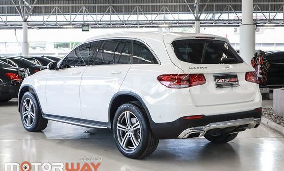 Buy Used Mercedes-Benz GLC White Car in Bangkok in Bangkok Buy Used Mercedes-Benz GLC White Car in Bangkok in Bangkok