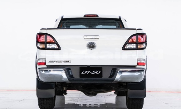 ซื้อ รถมือสอง Mazda BT-50 ขาว รถยนต์ ใน %{เมือง} ใน กรุงเทพมหานคร ซื้อ รถมือสอง Mazda BT-50 ขาว รถยนต์ ใน %{เมือง} ใน กรุงเทพมหานคร