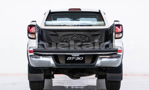 ซื้อ รถมือสอง Mazda BT-50 ขาว รถยนต์ ใน %{เมือง} ใน กรุงเทพมหานคร ซื้อ รถมือสอง Mazda BT-50 ขาว รถยนต์ ใน %{เมือง} ใน กรุงเทพมหานคร