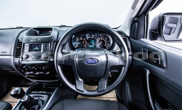 ซื้อ รถมือสอง Ford Ranger เงิน รถยนต์ ใน %{เมือง} ใน กรุงเทพมหานคร ซื้อ รถมือสอง Ford Ranger เงิน รถยนต์ ใน %{เมือง} ใน กรุงเทพมหานคร