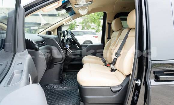 Buy Used Hyundai Starex (H-1) Black Car in Bangkok in Bangkok Buy Used Hyundai Starex (H-1) Black Car in Bangkok in Bangkok