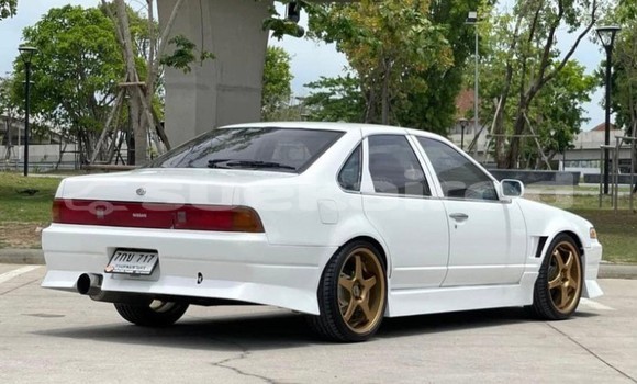 Buy Used Nissan Cefiro White Car in Bangkok in Bangkok Buy Used Nissan Cefiro White Car in Bangkok in Bangkok