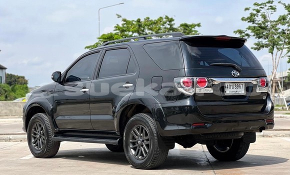 ซื้อ รถมือสอง Toyota Fortuner สีดำ รถยนต์ ใน %{เมือง} ใน กรุงเทพมหานคร ซื้อ รถมือสอง Toyota Fortuner สีดำ รถยนต์ ใน %{เมือง} ใน กรุงเทพมหานคร