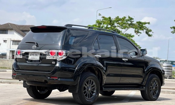 ซื้อ รถมือสอง Toyota Fortuner สีดำ รถยนต์ ใน %{เมือง} ใน กรุงเทพมหานคร ซื้อ รถมือสอง Toyota Fortuner สีดำ รถยนต์ ใน %{เมือง} ใน กรุงเทพมหานคร