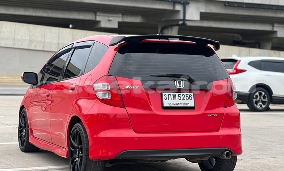 ซื้อ รถมือสอง Honda Jazz สีแดง รถยนต์ ใน %{เมือง} ใน กรุงเทพมหานคร ซื้อ รถมือสอง Honda Jazz สีแดง รถยนต์ ใน %{เมือง} ใน กรุงเทพมหานคร