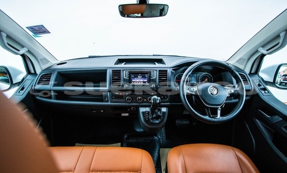 Buy Used Volkswagen Caravelle White Car in Bangkok in Bangkok Buy Used Volkswagen Caravelle White Car in Bangkok in Bangkok