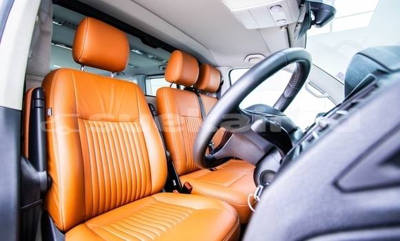 Buy Used Volkswagen Caravelle White Car in Bangkok in Bangkok Buy Used Volkswagen Caravelle White Car in Bangkok in Bangkok