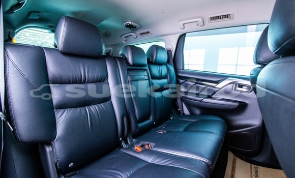 ซื้อ รถมือสอง Mitsubishi Pajero Sport สีดำ รถยนต์ ใน %{เมือง} ใน กรุงเทพมหานคร ซื้อ รถมือสอง Mitsubishi Pajero Sport สีดำ รถยนต์ ใน %{เมือง} ใน กรุงเทพมหานคร