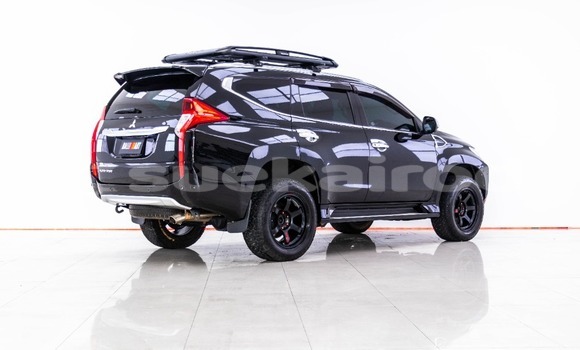 ซื้อ รถมือสอง Mitsubishi Pajero Sport สีดำ รถยนต์ ใน %{เมือง} ใน กรุงเทพมหานคร ซื้อ รถมือสอง Mitsubishi Pajero Sport สีดำ รถยนต์ ใน %{เมือง} ใน กรุงเทพมหานคร