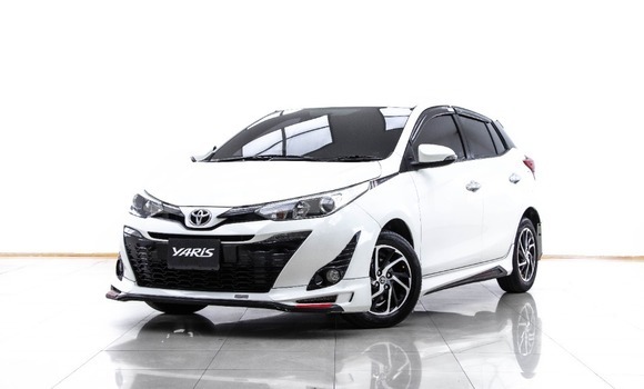 Buy Used Toyota Yaris Ativ White Car in Bangkok in Bangkok