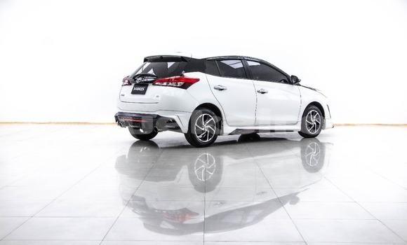 ซื้อ รถมือสอง Toyota Yaris Ativ ขาว รถยนต์ ใน %{เมือง} ใน กรุงเทพมหานคร ซื้อ รถมือสอง Toyota Yaris Ativ ขาว รถยนต์ ใน %{เมือง} ใน กรุงเทพมหานคร