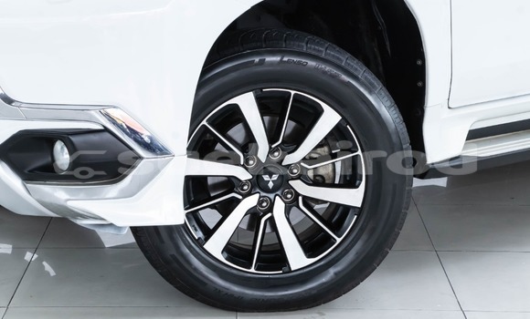 ซื้อ รถมือสอง Mitsubishi Pajero Sport ขาว รถยนต์ ใน %{เมือง} ใน กรุงเทพมหานคร ซื้อ รถมือสอง Mitsubishi Pajero Sport ขาว รถยนต์ ใน %{เมือง} ใน กรุงเทพมหานคร