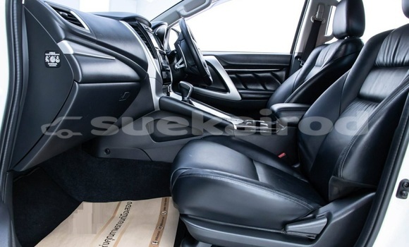 ซื้อ รถมือสอง Mitsubishi Pajero Sport ขาว รถยนต์ ใน %{เมือง} ใน กรุงเทพมหานคร ซื้อ รถมือสอง Mitsubishi Pajero Sport ขาว รถยนต์ ใน %{เมือง} ใน กรุงเทพมหานคร