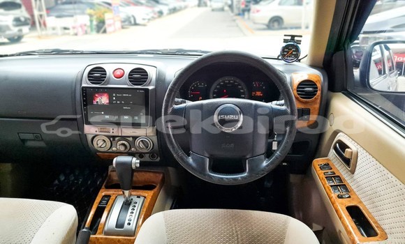 Buy Used Isuzu MU-7 Other Car in Bangkok in Bangkok Buy Used Isuzu MU-7 Other Car in Bangkok in Bangkok