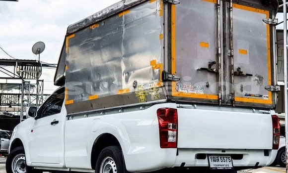 Buy Used Isuzu D-Max White Car in Bangkok in Bangkok Buy Used Isuzu D-Max White Car in Bangkok in Bangkok