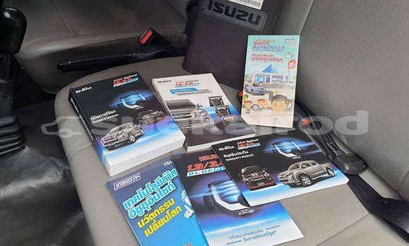 Buy Used Isuzu D-Max White Car in Bangkok in Bangkok Buy Used Isuzu D-Max White Car in Bangkok in Bangkok