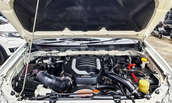 Buy Used Isuzu D-Max White Car in Bangkok in Bangkok Buy Used Isuzu D-Max White Car in Bangkok in Bangkok