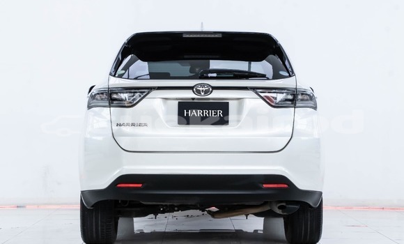 Buy Used Toyota Harrier White Car in Bangkok in Bangkok Buy Used Toyota Harrier White Car in Bangkok in Bangkok