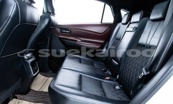 Buy Used Toyota Harrier White Car in Bangkok in Bangkok Buy Used Toyota Harrier White Car in Bangkok in Bangkok