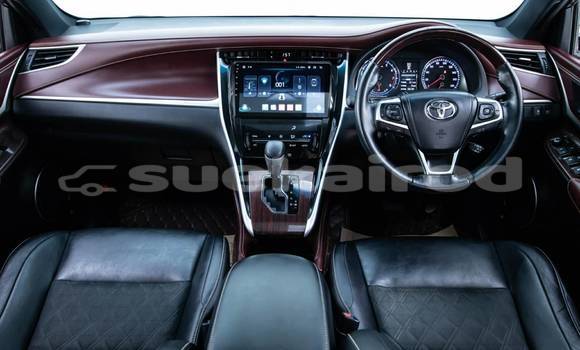 Buy Used Toyota Harrier White Car in Bangkok in Bangkok Buy Used Toyota Harrier White Car in Bangkok in Bangkok