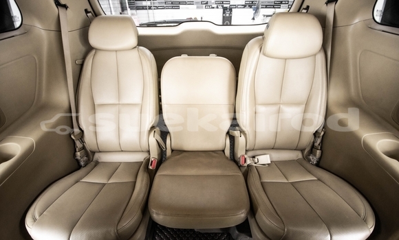 Buy Used Kia Carnival White Car in Bangkok in Bangkok Buy Used Kia Carnival White Car in Bangkok in Bangkok