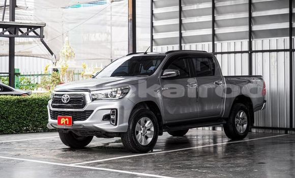 ซื้อ รถมือสอง Toyota Hiluxe Revo เงิน รถยนต์ ใน %{เมือง} ใน กรุงเทพมหานคร