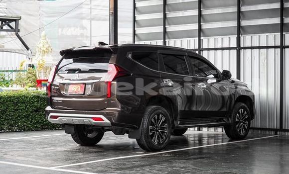 ซื้อ รถมือสอง Mitsubishi Pajero สีน้ำตาล รถยนต์ ใน %{เมือง} ใน กรุงเทพมหานคร ซื้อ รถมือสอง Mitsubishi Pajero สีน้ำตาล รถยนต์ ใน %{เมือง} ใน กรุงเทพมหานคร