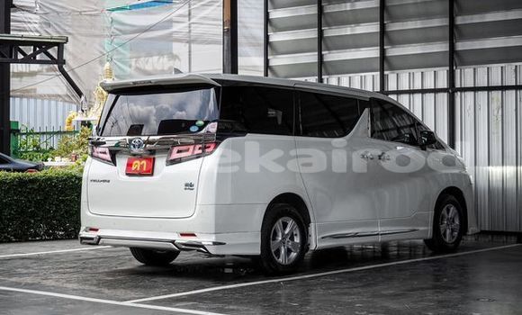 ซื้อ รถมือสอง Toyota Vellfire ขาว รถยนต์ ใน %{เมือง} ใน กรุงเทพมหานคร ซื้อ รถมือสอง Toyota Vellfire ขาว รถยนต์ ใน %{เมือง} ใน กรุงเทพมหานคร