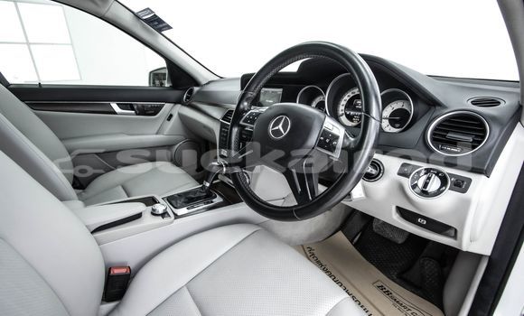 Buy Used Mercedes-Benz C-Classe White Car in Bangkok in Bangkok Buy Used Mercedes-Benz C-Classe White Car in Bangkok in Bangkok