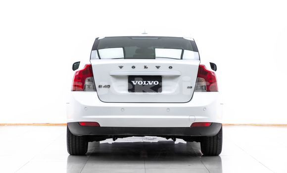 ซื้อ รถมือสอง Volvo S40 ขาว รถยนต์ ใน %{เมือง} ใน กรุงเทพมหานคร ซื้อ รถมือสอง Volvo S40 ขาว รถยนต์ ใน %{เมือง} ใน กรุงเทพมหานคร