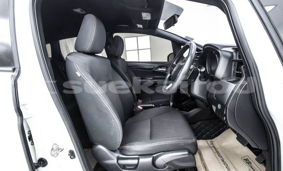 Buy Used Honda Jazz White Car in Bangkok in Bangkok Buy Used Honda Jazz White Car in Bangkok in Bangkok