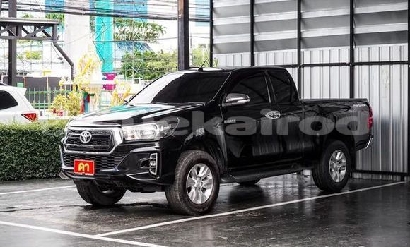 ซื้อ รถมือสอง Toyota Hiluxe Revo สีดำ รถยนต์ ใน %{เมือง} ใน กรุงเทพมหานคร