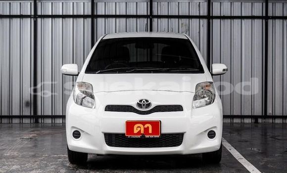 ซื้อ รถมือสอง Toyota Yaris ขาว รถยนต์ ใน %{เมือง} ใน กรุงเทพมหานคร ซื้อ รถมือสอง Toyota Yaris ขาว รถยนต์ ใน %{เมือง} ใน กรุงเทพมหานคร