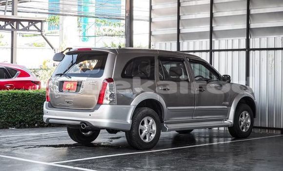 Buy Used Isuzu MU-7 Silver Car in Bangkok in Bangkok Buy Used Isuzu MU-7 Silver Car in Bangkok in Bangkok