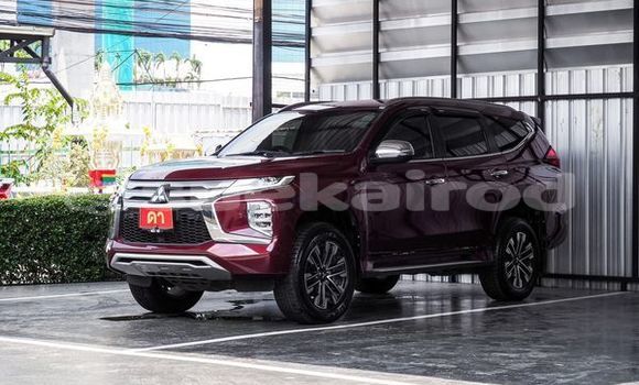 ซื้อ รถมือสอง Mitsubishi Pajero สีแดง รถยนต์ ใน %{เมือง} ใน กรุงเทพมหานคร ซื้อ รถมือสอง Mitsubishi Pajero สีแดง รถยนต์ ใน %{เมือง} ใน กรุงเทพมหานคร