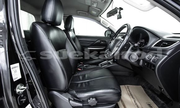 Buy Used Mitsubishi Triton White Car in Bangkok in Bangkok Buy Used Mitsubishi Triton White Car in Bangkok in Bangkok