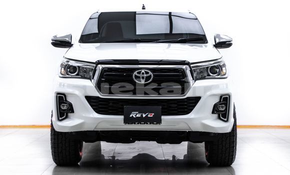 Buy Used Toyota Hiluxe Revo White Car in Bangkok in Bangkok Buy Used Toyota Hiluxe Revo White Car in Bangkok in Bangkok