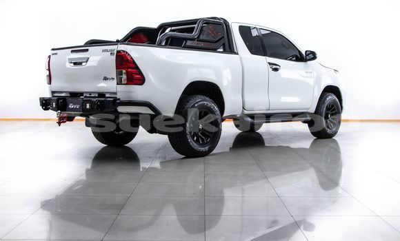 Buy Used Toyota Hiluxe Revo White Car in Bangkok in Bangkok Buy Used Toyota Hiluxe Revo White Car in Bangkok in Bangkok