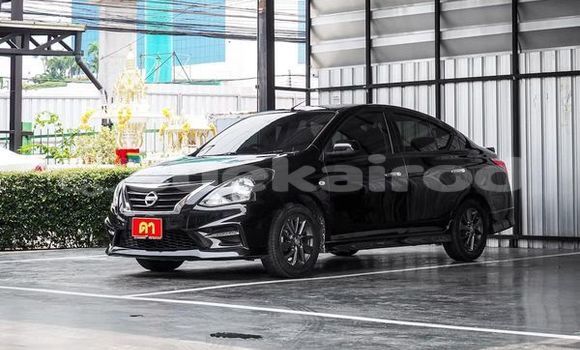 ซื้อ รถมือสอง Nissan Almera สีดำ รถยนต์ ใน %{เมือง} ใน กรุงเทพมหานคร