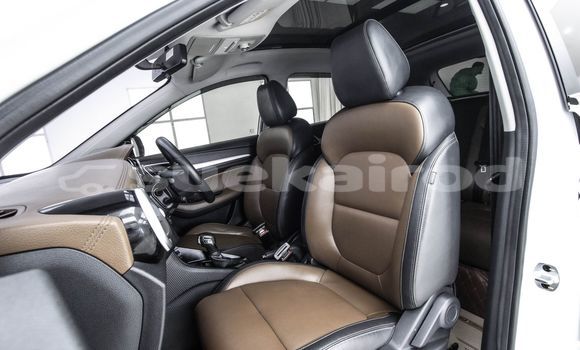 Buy Used MG ZS White Car in Bangkok in Bangkok Buy Used MG ZS White Car in Bangkok in Bangkok