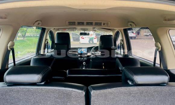 ซื้อ รถมือสอง Suzuki Ertiga สีน้ำตาล รถยนต์ ใน %{เมือง} ใน กรุงเทพมหานคร ซื้อ รถมือสอง Suzuki Ertiga สีน้ำตาล รถยนต์ ใน %{เมือง} ใน กรุงเทพมหานคร