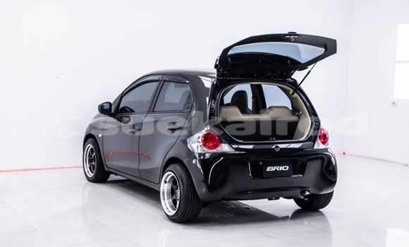 ซื้อ รถมือสอง Honda Brio สีดำ รถยนต์ ใน %{เมือง} ใน กรุงเทพมหานคร ซื้อ รถมือสอง Honda Brio สีดำ รถยนต์ ใน %{เมือง} ใน กรุงเทพมหานคร