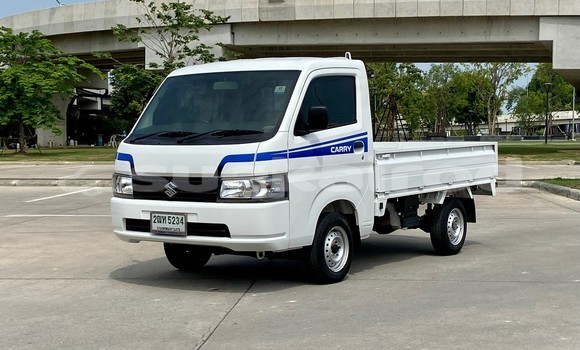 Buy Used Suzuki Carry White Car in Bangkok in Bangkok
