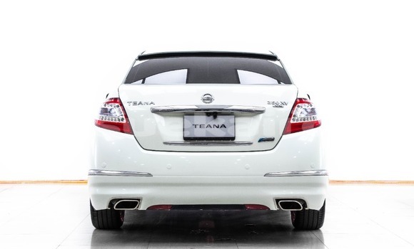 Buy Used Nissan Teana White Car in Bangkok in Bangkok Buy Used Nissan Teana White Car in Bangkok in Bangkok