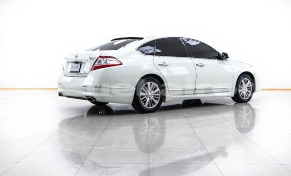 Buy Used Nissan Teana White Car in Bangkok in Bangkok Buy Used Nissan Teana White Car in Bangkok in Bangkok