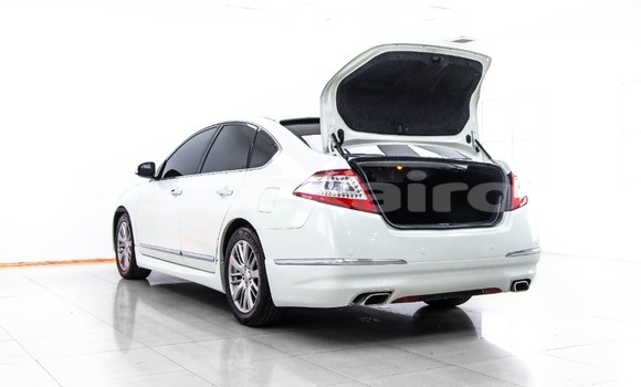 Buy Used Nissan Teana White Car in Bangkok in Bangkok Buy Used Nissan Teana White Car in Bangkok in Bangkok