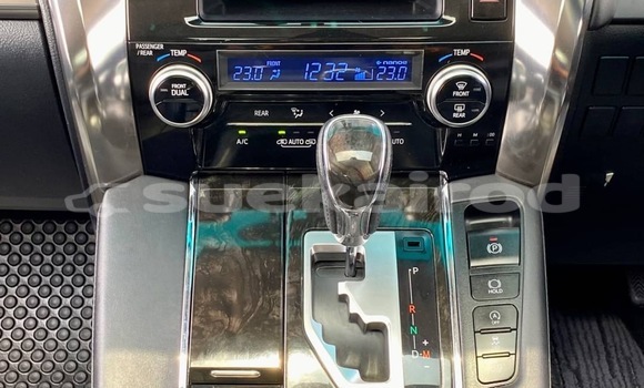 Buy Used Toyota Vellfire White Car in Bangkok in Bangkok Buy Used Toyota Vellfire White Car in Bangkok in Bangkok