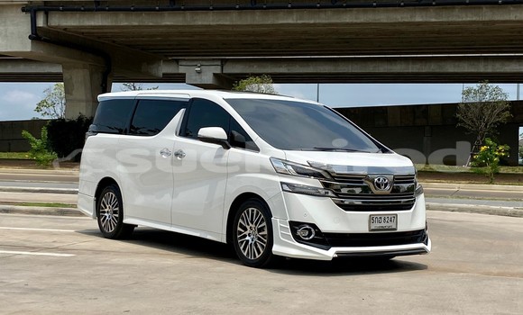 Buy Used Toyota Vellfire White Car in Bangkok in Bangkok Buy Used Toyota Vellfire White Car in Bangkok in Bangkok
