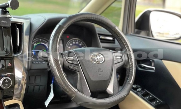 Buy Used Toyota Alphard White Car in Bangkok in Bangkok Buy Used Toyota Alphard White Car in Bangkok in Bangkok