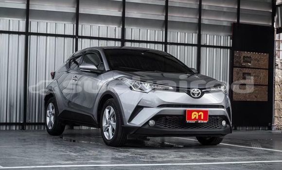 ซื้อ รถมือสอง Toyota C-HR เงิน รถยนต์ ใน %{เมือง} ใน กรุงเทพมหานคร ซื้อ รถมือสอง Toyota C-HR เงิน รถยนต์ ใน %{เมือง} ใน กรุงเทพมหานคร